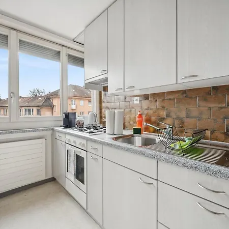 For Explorers 224 Daire Zürih